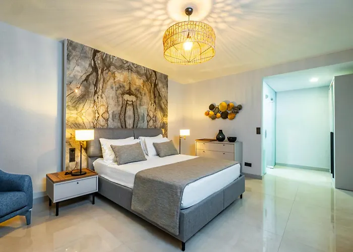 Babana 2* Golturkbuku