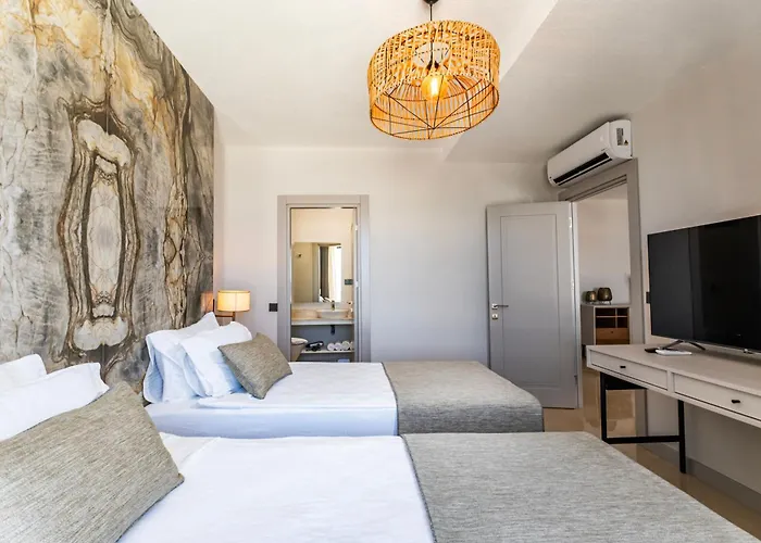 Babana Hotel 2*